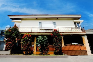 ホテル O オマ ブラタン