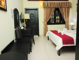 Milan Hotel & Restaurant