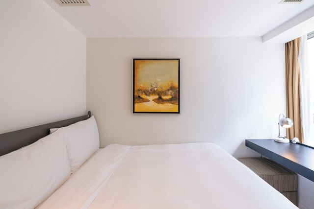 Tyms 3BR 2BA Apt Xujiahui Center