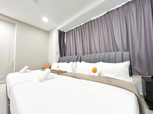 パークビュー By マンハッタン グループ