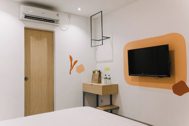 ホテル サンクチュアリ スリピ