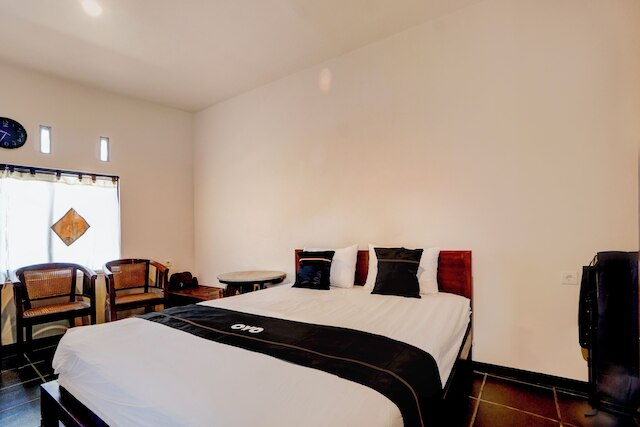 OYO 94767 グリヤ ジャティ シャリア 1