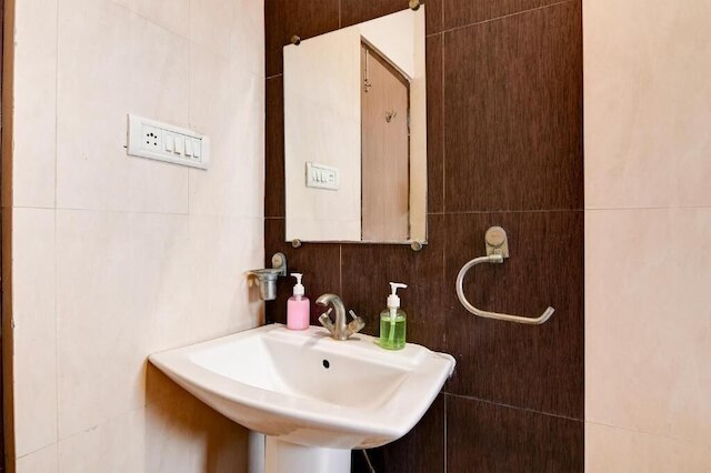 Brill Maner Residency