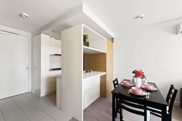 A Comfy 2BR Apt Near Melbourne Central, City Views