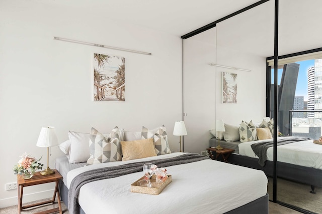 Cozy 2BR Apt, Steps From Melb Central With Parking