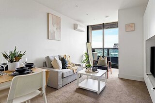 A Modern & Cozy 2BR Apartment With City Views