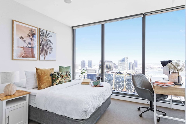 A Cozy 2BR Apt With Harbour Views and Free Parking