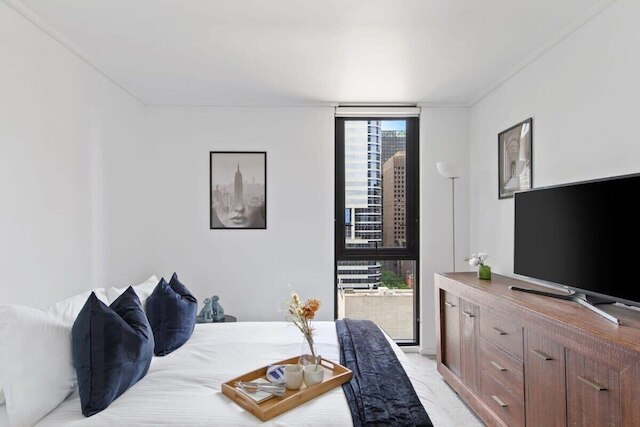 A 3BR Apt Next to Southern Cross, Free Parking