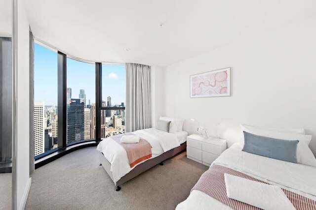 A 3BR Apt Next to Melbourne Central, Free Parking