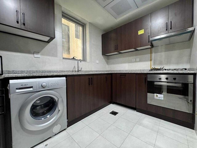 プレミア 2 ベッドルーム ライフライン アパートメント ウィズ フリー パーキング