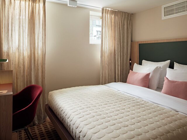 ヌマ アムステルダム フォンデルパーク