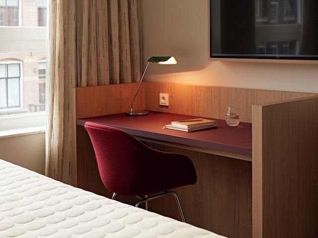 ヌマ アムステルダム フォンデルパーク