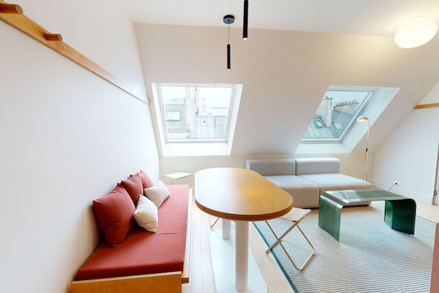 Charming 2-bed Flat w Shared Spaces