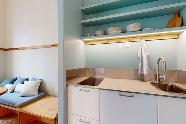 Altido Delightful 1bed Studio w Shared Co-working Space