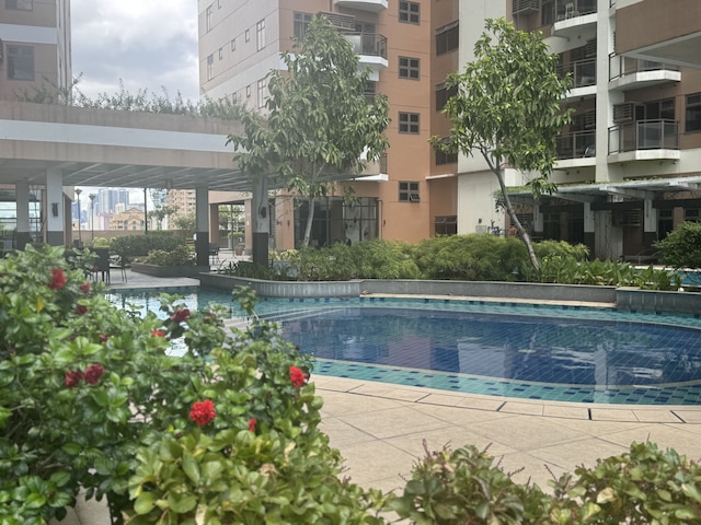 Levi & Moon Relax and Chill