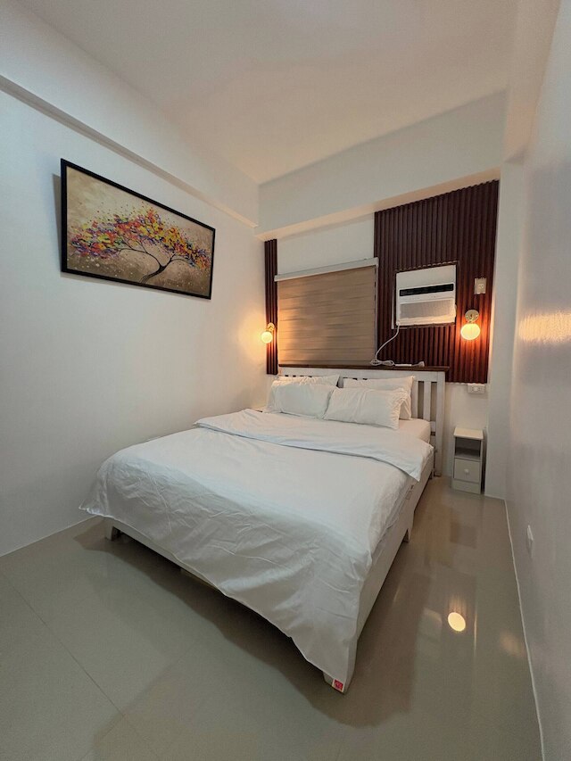 Near Mactan International Airport Condo With Private Entrance and Shared Pool