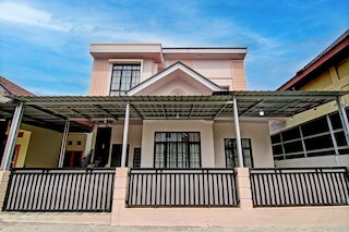 OYO 94758 カミラ ハウス