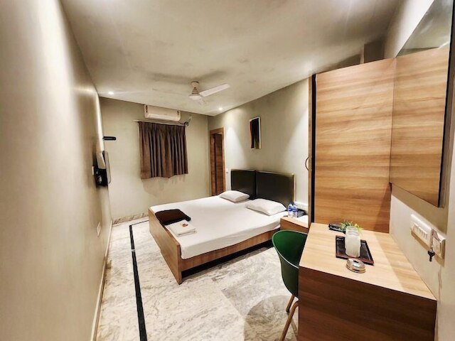 ホテル ザ クレスト