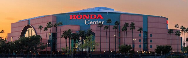 Upscale Escape 10 Min From Disneyland With Pool Gym