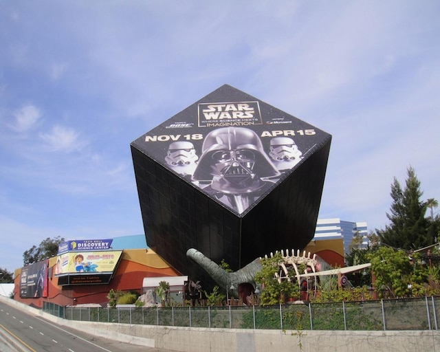 Modern Oasis 10 Min From Disneyland With Pool GYM