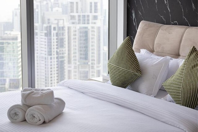 Roomszy Forte Residences Downtown Dubai
