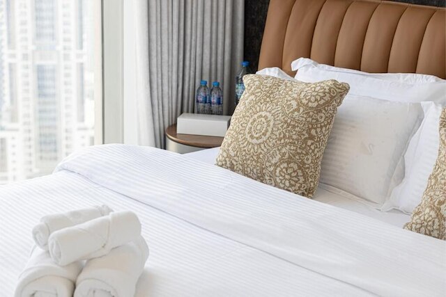 Roomszy Forte Residences Downtown Dubai