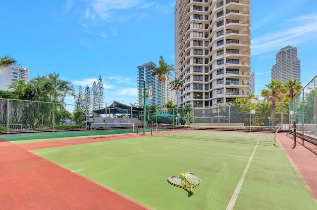 Stylish 3BRM Haven in Surfers Paradise
