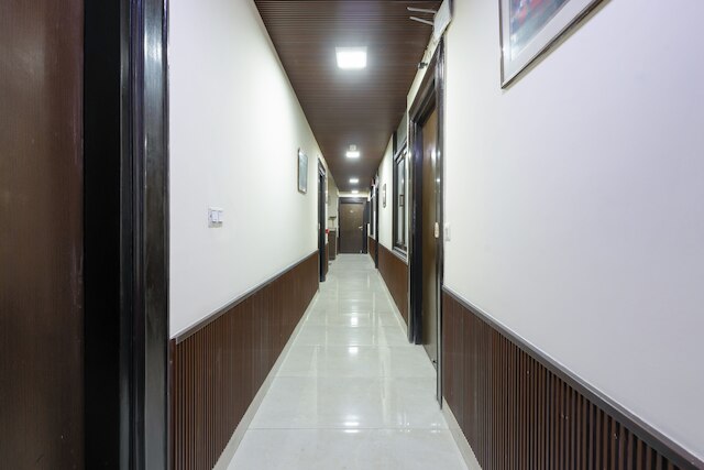 ホテル アマール イン - ラジパト ナガール