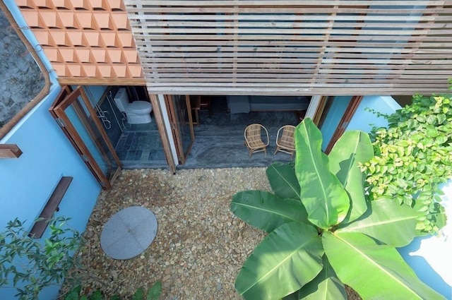 サヒ ホームステイ リトリート