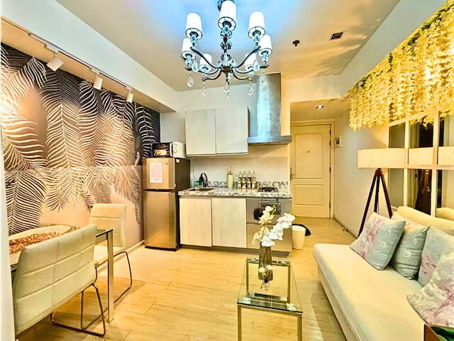 Value Yourself Luxury Beach Near Airport