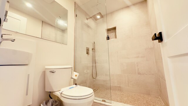 ブルー ウェーブ 2 ミニット ウォーク トゥ ビーチ