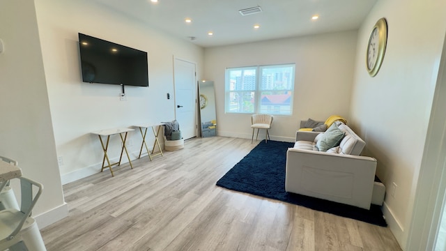 ブルー ウェーブ 2 ミニット ウォーク トゥ ビーチ