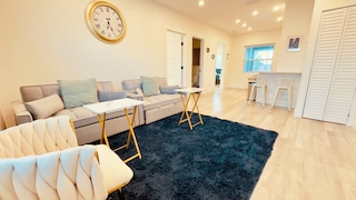 ブルー ウェーブ 2 ミニット ウォーク トゥ ビーチ