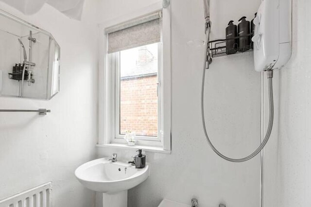 ファミリー - スリープス 6 - ガーデン - パーキング