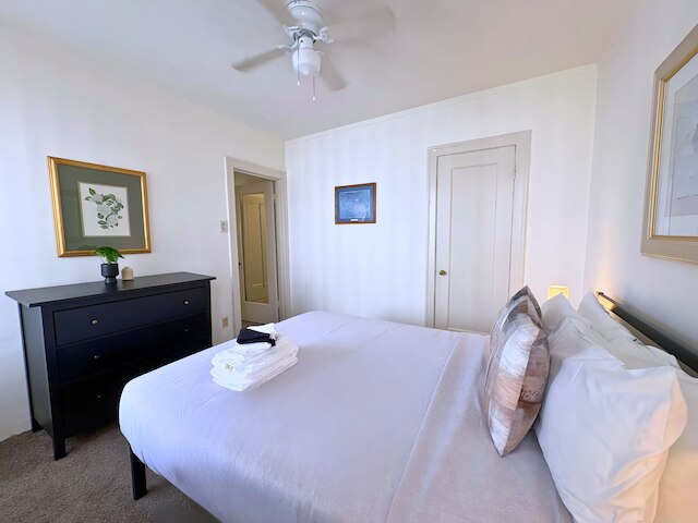 1BR Gold Coast Vintage Gem - SP 1700