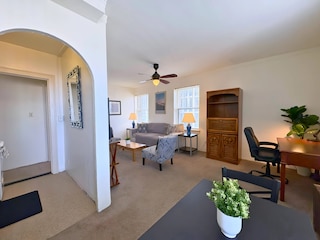 1BR Gold Coast Vintage Gem - SP 1700