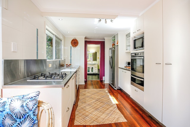 Steps to Sand Machans Beach