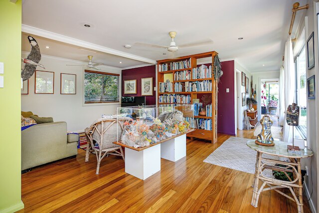 Steps to Sand Machans Beach
