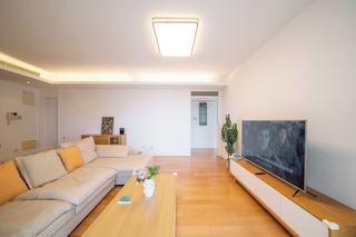 Tyms  3BR 2BA Apt Near Metro