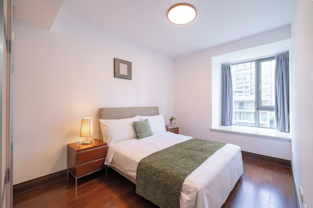 Tyms Premium 3BR 2BA Apt Walk to Metro