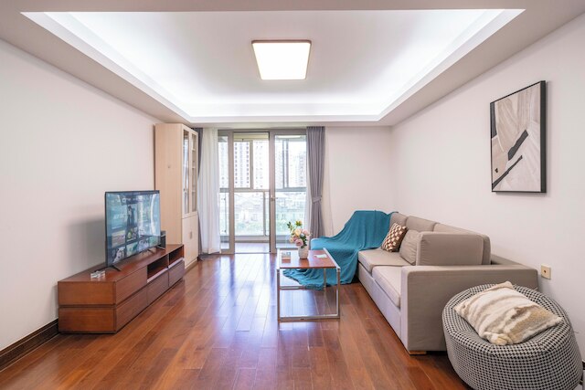 Tyms Premium 3BR 2BA Apt Walk to Metro