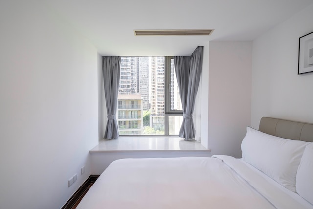 Tyms Elegant 3BR 2BA Apt Yongxin Century