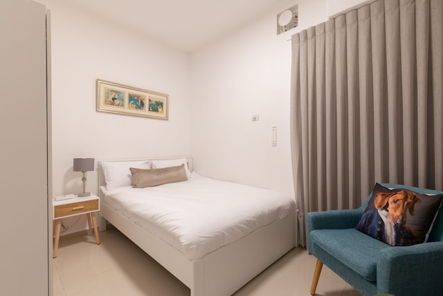 3 BR SeaFront APT Prestigious Tower