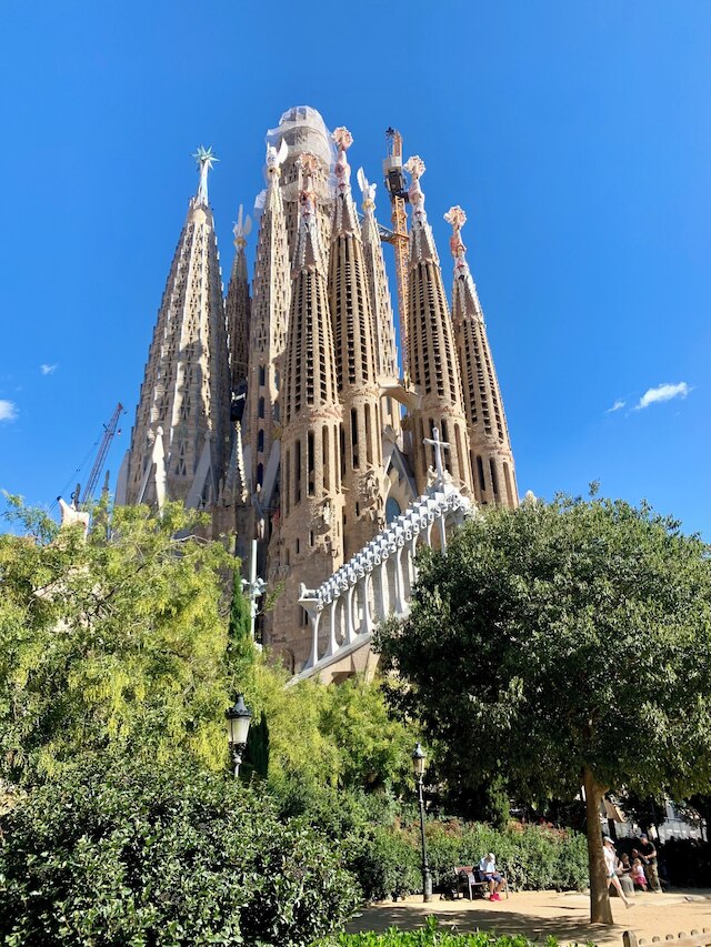 Basic Interior Apartment Sagrada Familia