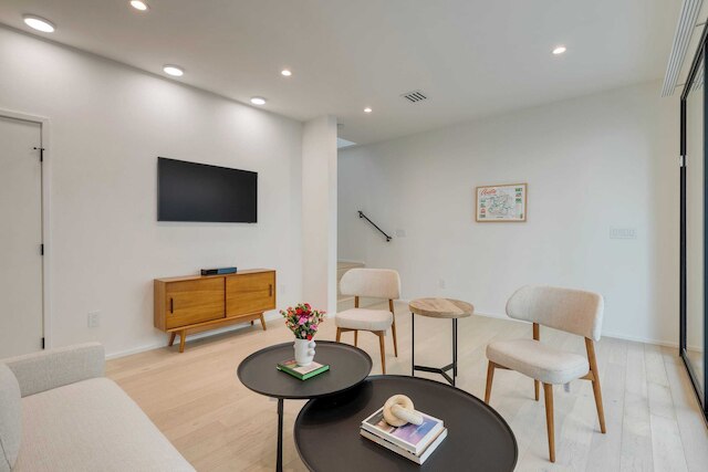 Modern East Austin Home w/ Pool, Near Downtown & Lady Bird Lake Casa 1803 by Avantstay