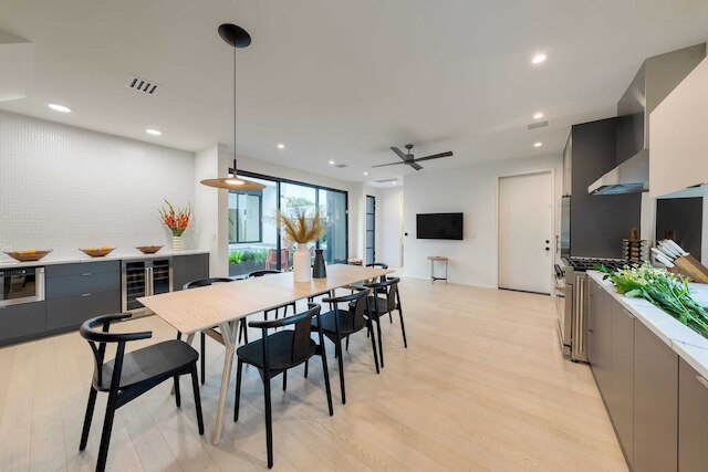 Modern East Austin Home w/ Pool, Near Downtown & Lady Bird Lake Casa 1803 by Avantstay