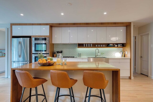 モダン オースティン ホーム ウィズ プール, パッティンググリーン & コーヒーヌック タウンズ リトリート by Avantstay