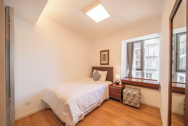 Tyms Elegant 2BR 1BA Apt Walk to Malls