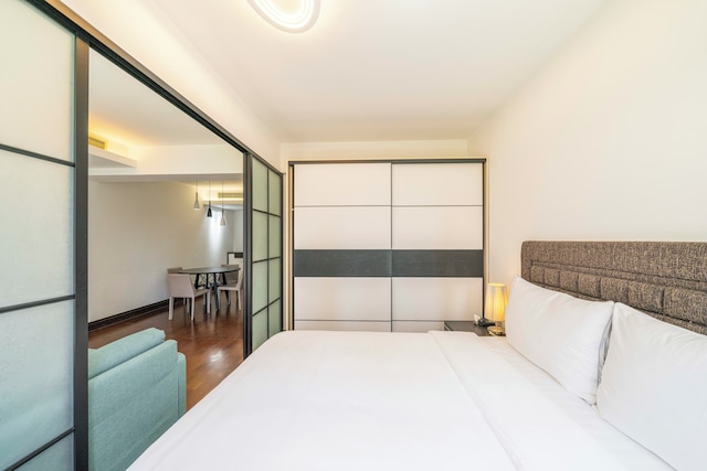 Tyms Modern 1BR 1BA Suite Xujiahui Metro