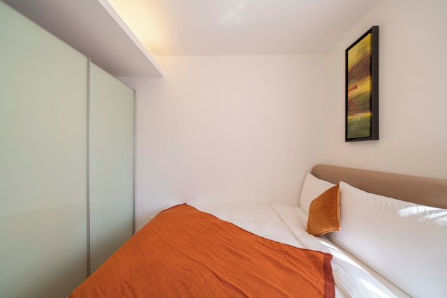 Tyms Cozy 2BR 1BA Apt Near Metro